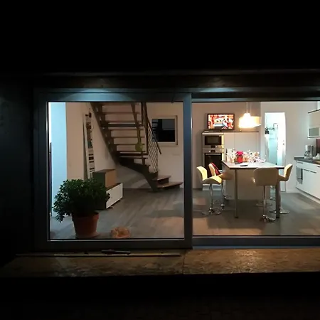 Goermer Mit Wasserbett * Schmölln