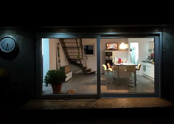 Goermer Mit Wasserbett * Schmölln