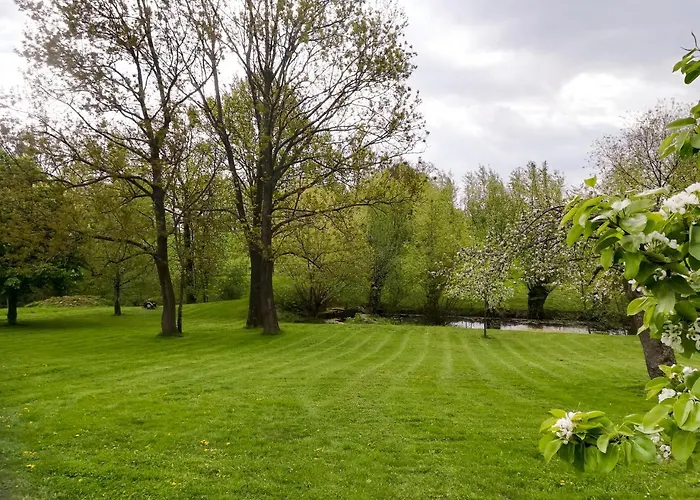 Goermer Mit Wasserbett * Schmölln